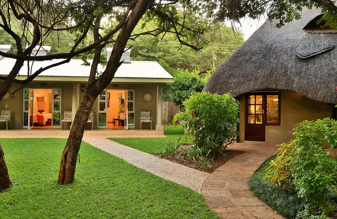 Bayete Guest Lodge-1