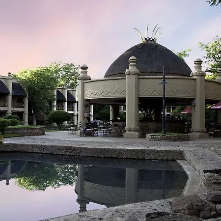 The Kingdom At Victoria Falls-3